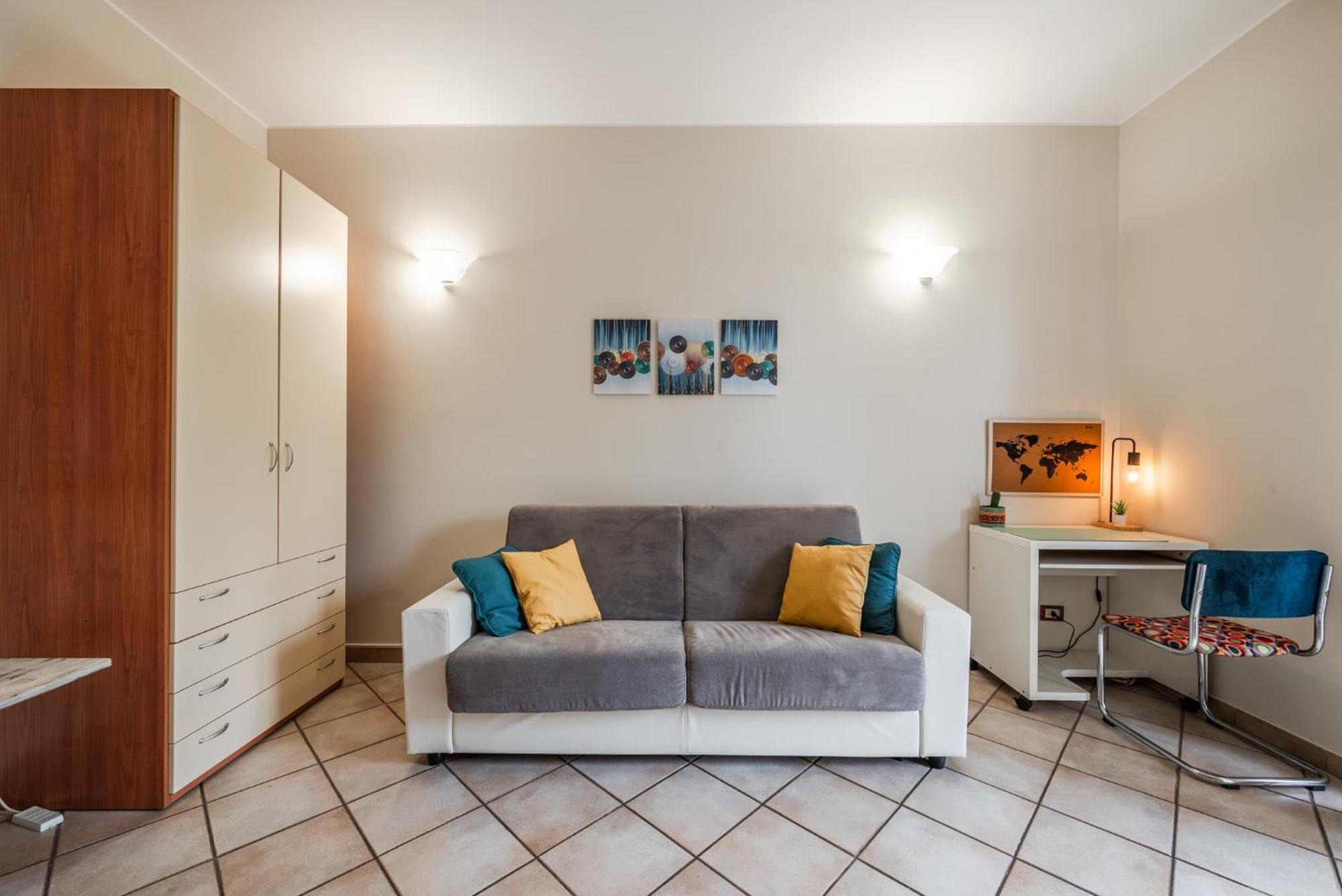 The Circle - Ampio Sui Navigli - Self-check In Apartment